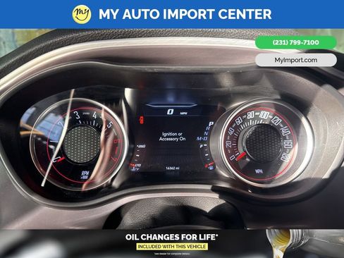 Used 2022 Dodge Challenger R/T Scat Pack w/ Driver Convenience Group image 16