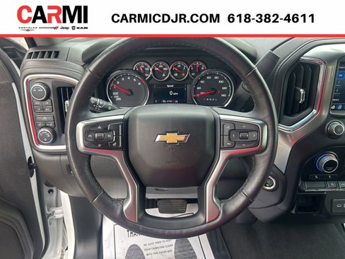 Used 2022 Chevrolet Silverado 1500 LT AWD/4WD image 17