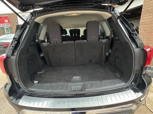 Used 2020 Nissan Pathfinder S AWD/4WD image 13