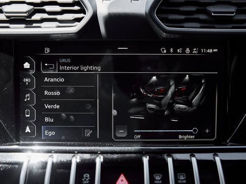 Used 2022 Lamborghini Urus AWD/4WD image 77