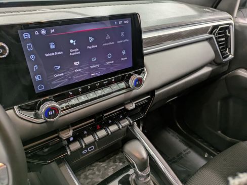 Used 2023 GMC Canyon Elevation w/ Convenience Package image 12