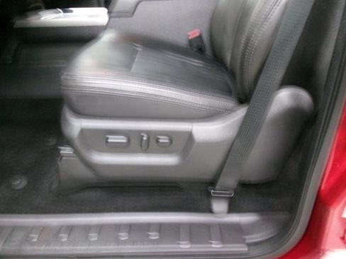 Used 2014 Ford F250 Platinum image 22