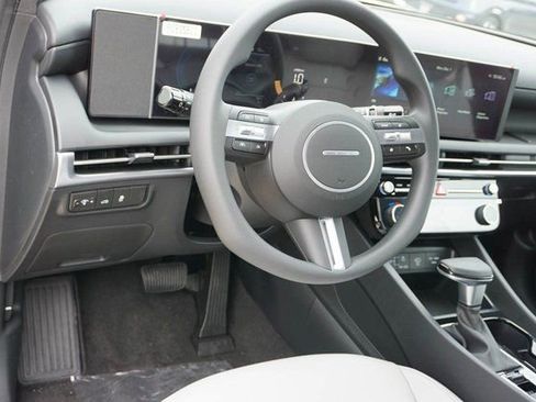 New 2026 Hyundai Santa Cruz SEL FWD image 9