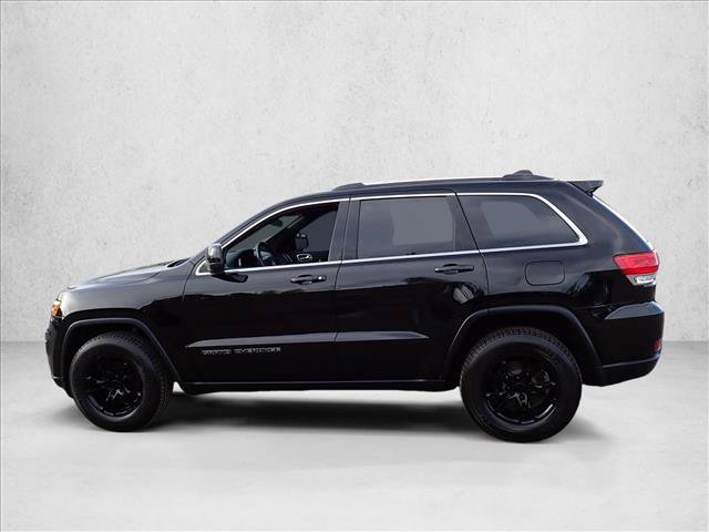 Used 2019 Jeep Grand Cherokee Laredo AWD/4WD image 2