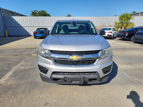 Used 2018 Chevrolet Colorado W/T w/ WT Convenience Package image 5