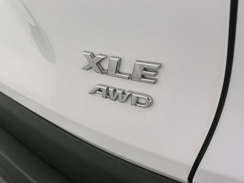 Certified 2023 Toyota RAV4 XLE w/ Convenience Package AWD/4WD image 12