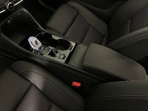 New 2026 Volvo XC40 B5 Plus w/ Protection Package Premier image 17