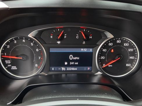 Used 2025 Chevrolet Blazer LT FWD image 28