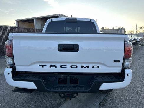 Used 2023 Toyota Tacoma TRD Off-Road image 5