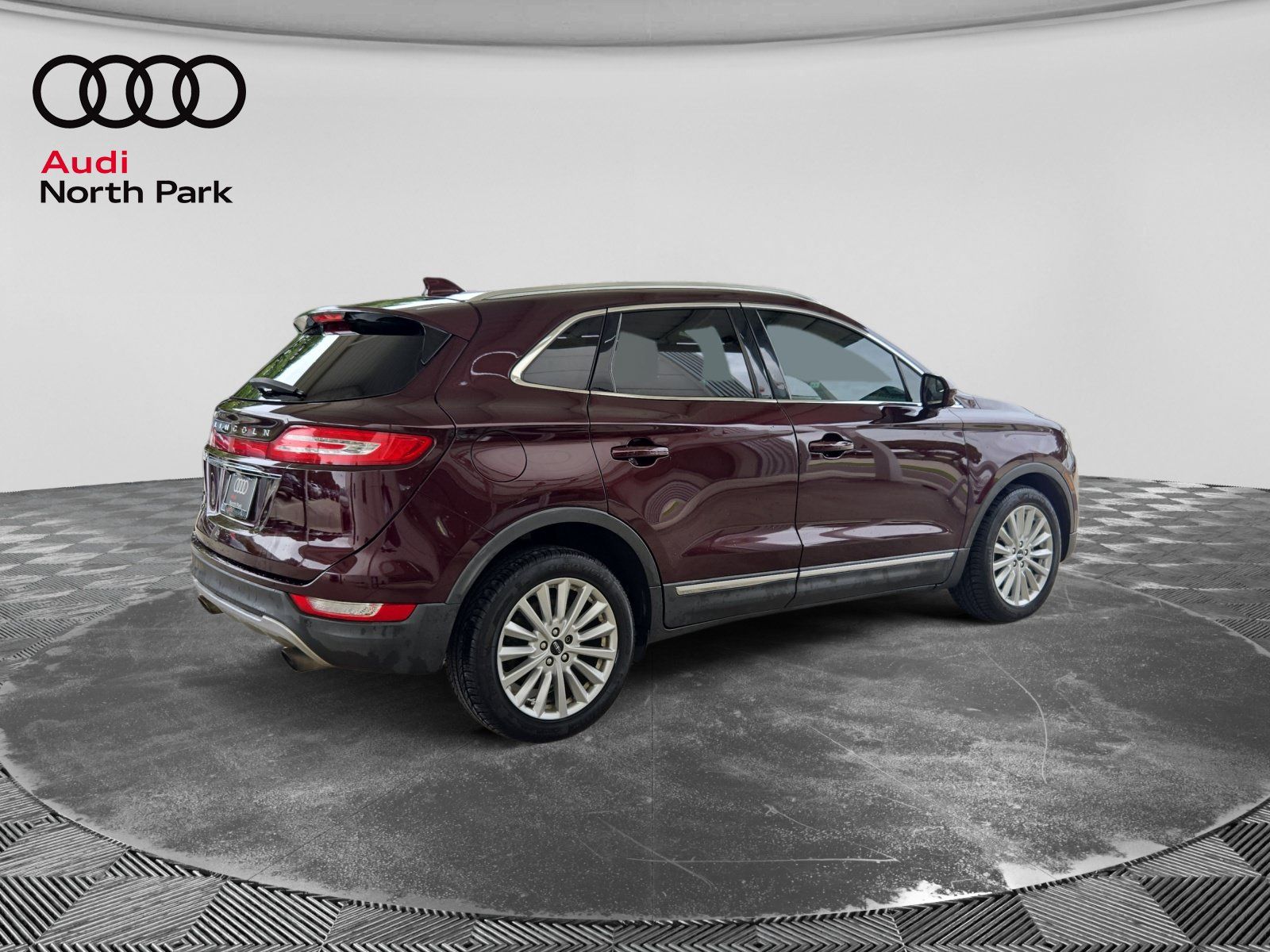 Used 2019 Lincoln MKC Premiere FWD image 5