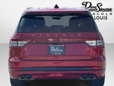 Used 2025 Lincoln Aviator Reserve w/ Equipment Group 201A AWD/4WD image 6
