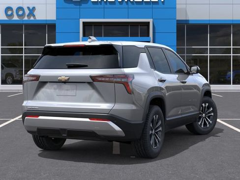 New 2026 Chevrolet Equinox LT w/ Convenience Package II FWD image 4