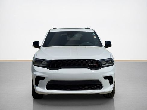 Used 2024 Dodge Durango GT image 2
