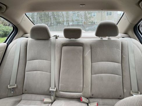 Used 2013 Honda Accord EX image 28