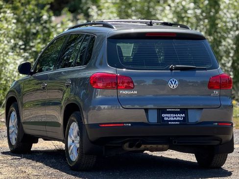 Used 2017 Volkswagen Tiguan S AWD/4WD image 5
