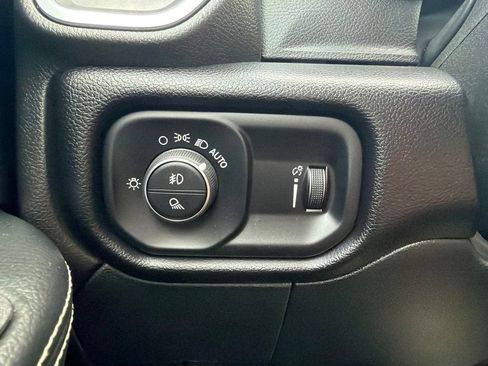 Used 2026 RAM 2500 Big Horn AWD/4WD image 44