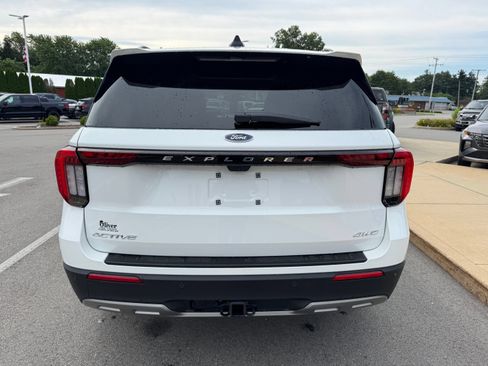 New 2026 Ford Explorer Active w/ Active Comfort Package AWD/4WD image 6