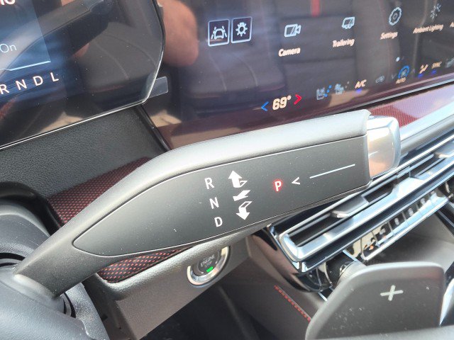 New 2026 Chevrolet Traverse RS AWD/4WD image 38