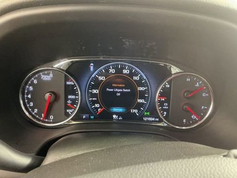 Used 2017 GMC Acadia Denali w/ Technology Package AWD/4WD image 25