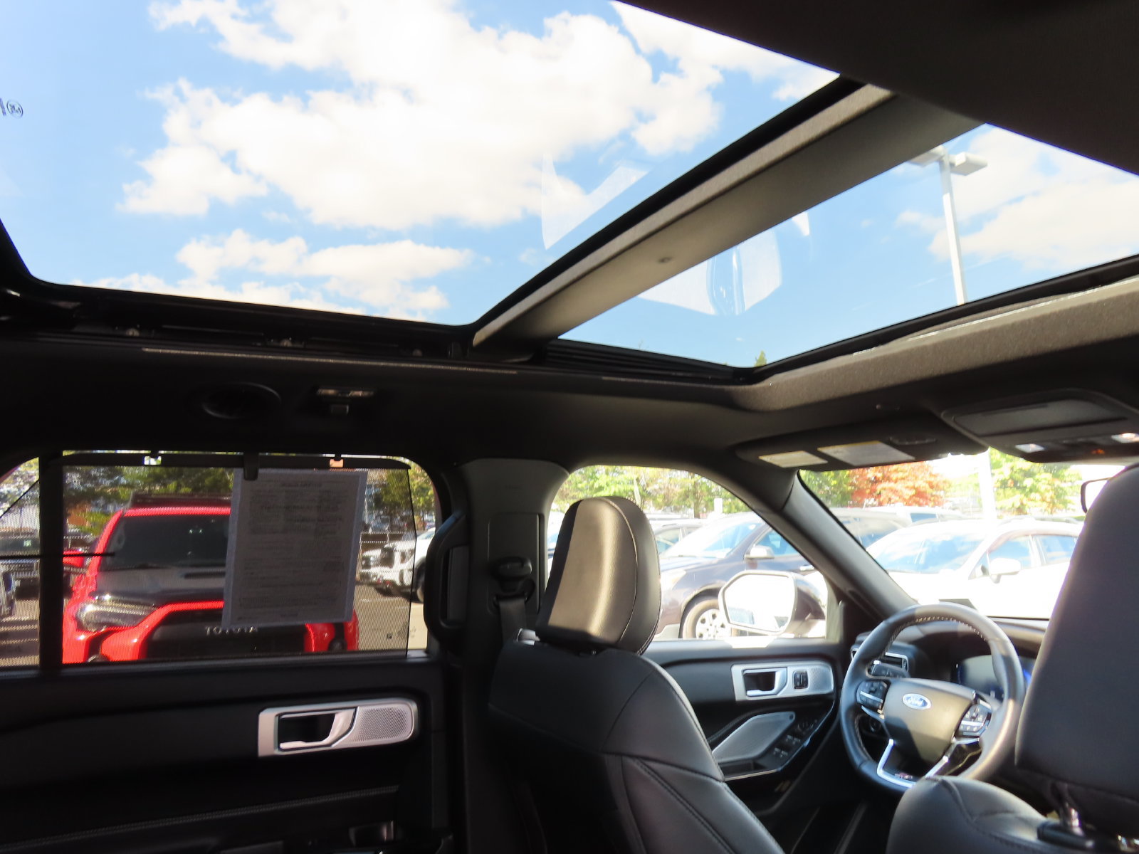 Used 2023 Ford Explorer ST w/ Equipment Group 401A AWD/4WD image 36