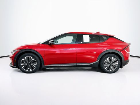 Used 2024 Kia EV6 Light AWD/4WD image 4