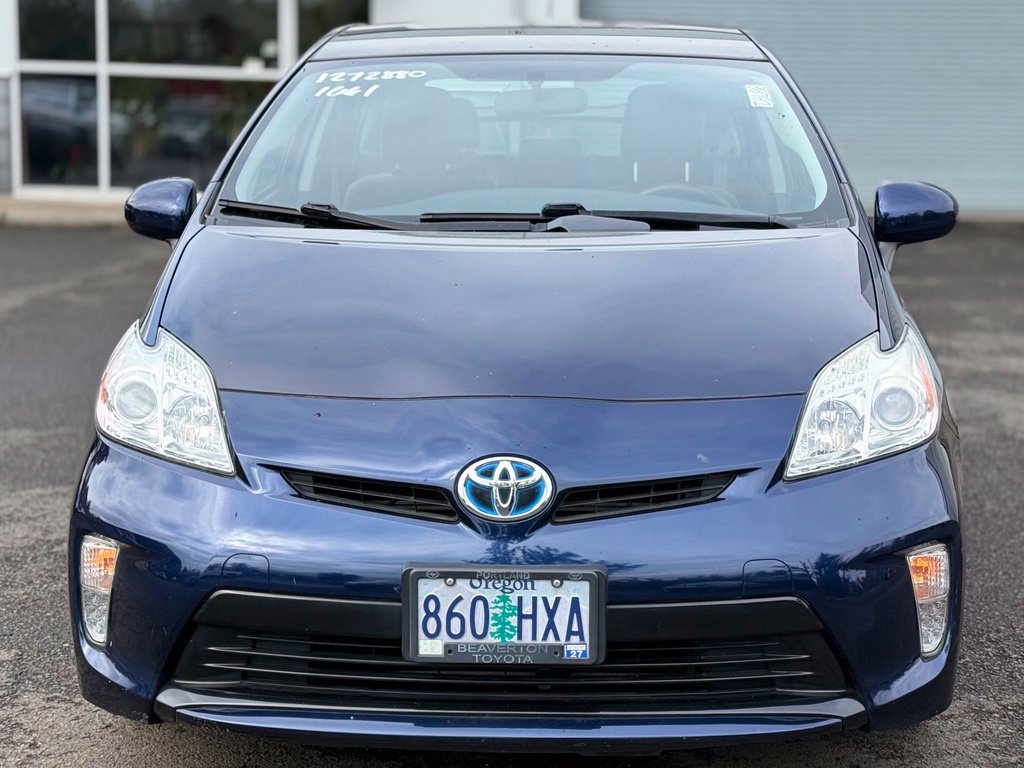 Used 2015 Toyota Prius Three w/ Solar Roof Package FWD image 8