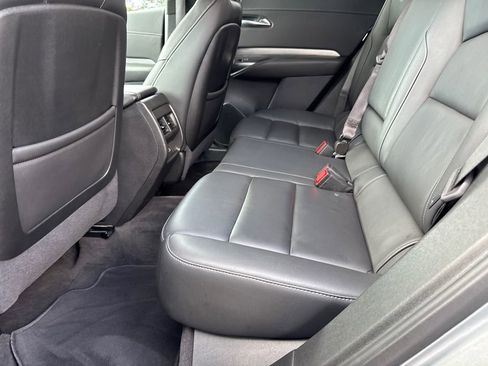 Used 2025 Cadillac XT4 Premium Luxury image 21
