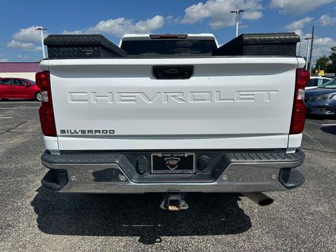 Used 2021 Chevrolet Silverado 2500 W/T w/ WT Convenience Package AWD/4WD image 5