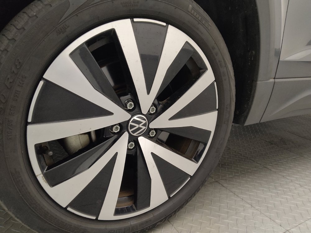 Used 2022 Volkswagen Taos SE FWD image 31