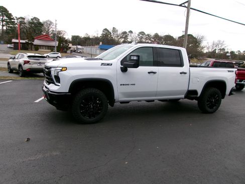 New 2026 Chevrolet Silverado 2500 LTZ w/ LTZ Plus Package image 8