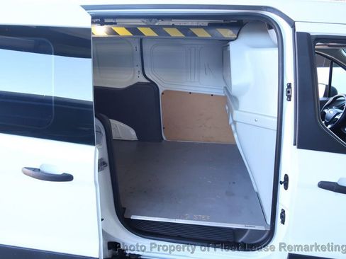Used 2022 Ford Transit Connect XL image 19