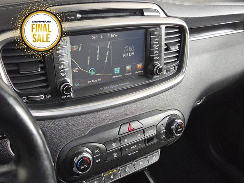 Used 2016 Kia Sorento SX image 23