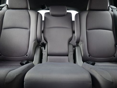 Used 2019 Honda Odyssey EX image 16