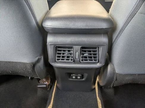 Used 2020 Toyota RAV4 XLE FWD image 14