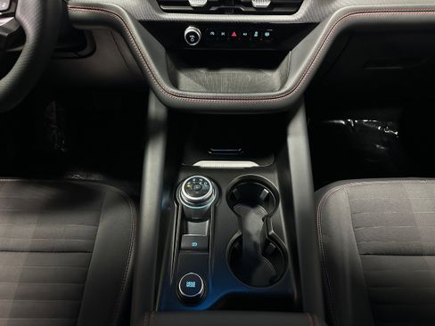 Certified 2025 Ford Explorer ST-Line image 24