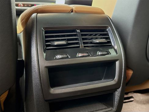 Used 2025 BMW X5 xDrive50e w/ Parking Assistance Package image 26