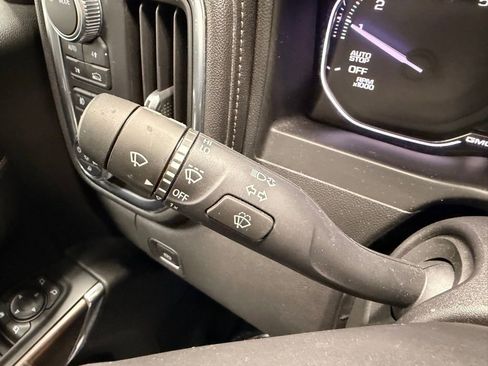 Used 2020 GMC Sierra 1500 SLT w/ SLT Premium Package AWD/4WD image 35