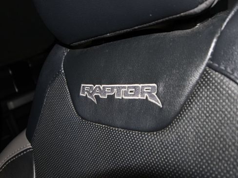 Used 2018 Ford F150 Raptor w/ Equipment Group 802A Luxury AWD/4WD image 24