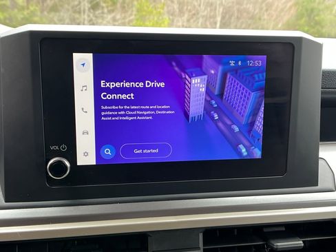 Used 2025 Toyota Tacoma SR5 image 18