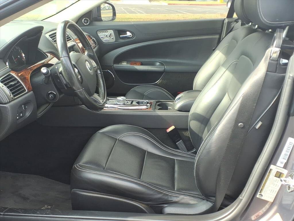 Used 2010 Jaguar XKR R RWD image 17