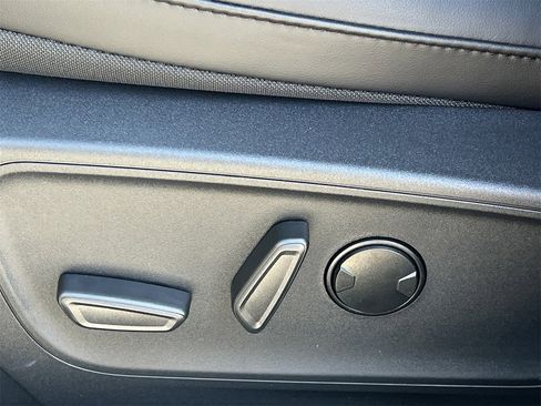 New 2026 Ford Escape SE image 19