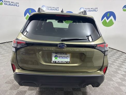 Certified 2025 Subaru Forester Premium image 8