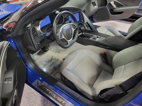 Used 2016 Chevrolet Corvette Stingray Coupe image 11