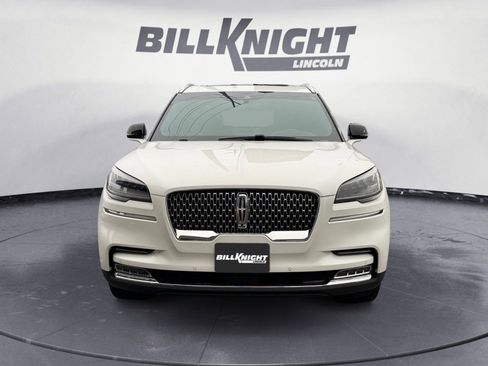 Used 2021 Lincoln Aviator Reserve w/ Elements Package Plus image 8
