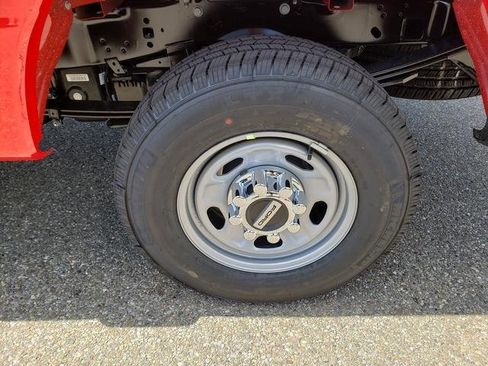 New 2026 Ford F250 XL image 22