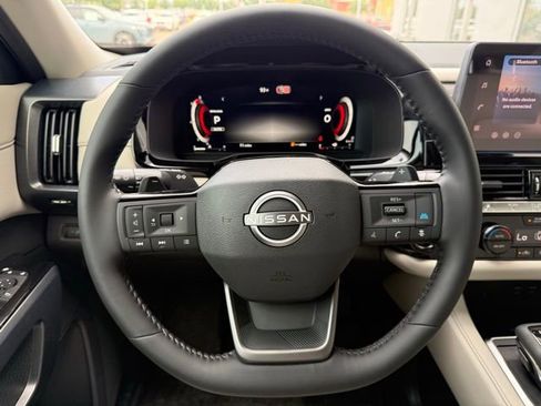 New 2026 Nissan Pathfinder SL AWD/4WD image 10
