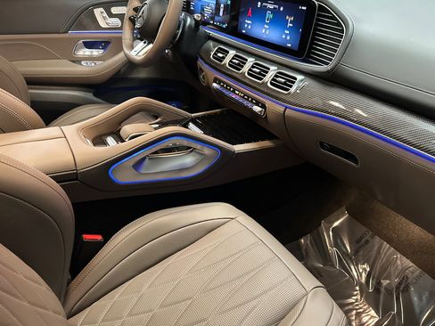 New 2025 Mercedes-Benz GLS 63 AMG 4MATIC image 27