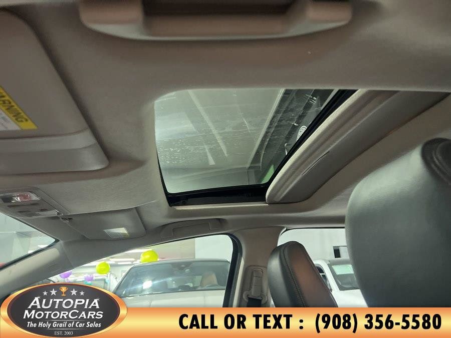 Used 2015 Honda Fit EX image 33