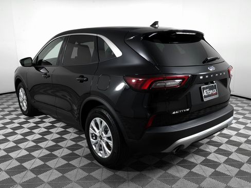 Used 2023 Ford Escape Active image 7