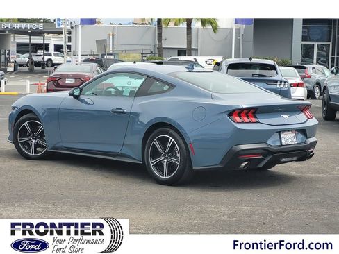 Certified 2024 Ford Mustang Coupe RWD image 7